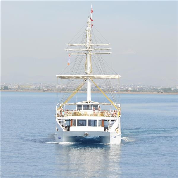 Diana Cruise By Catmaran +13